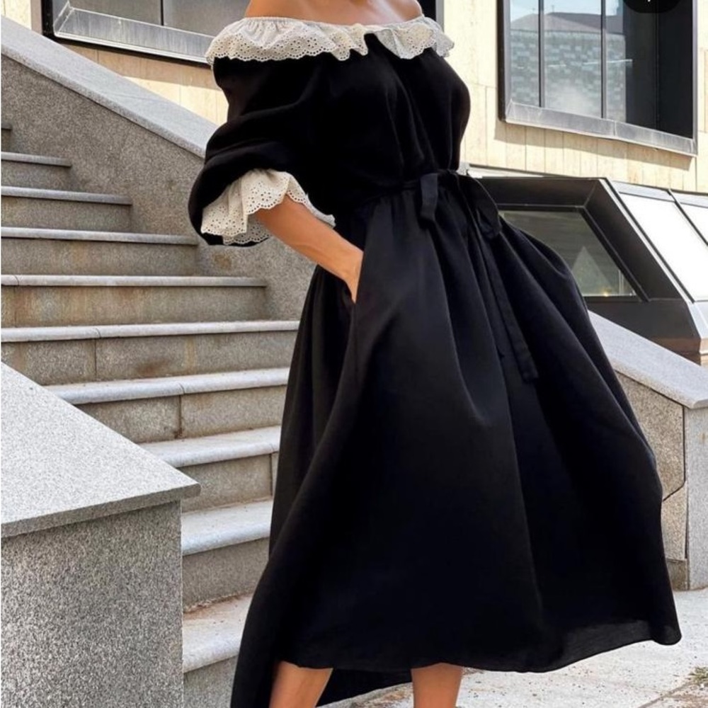 Black beautiful dress